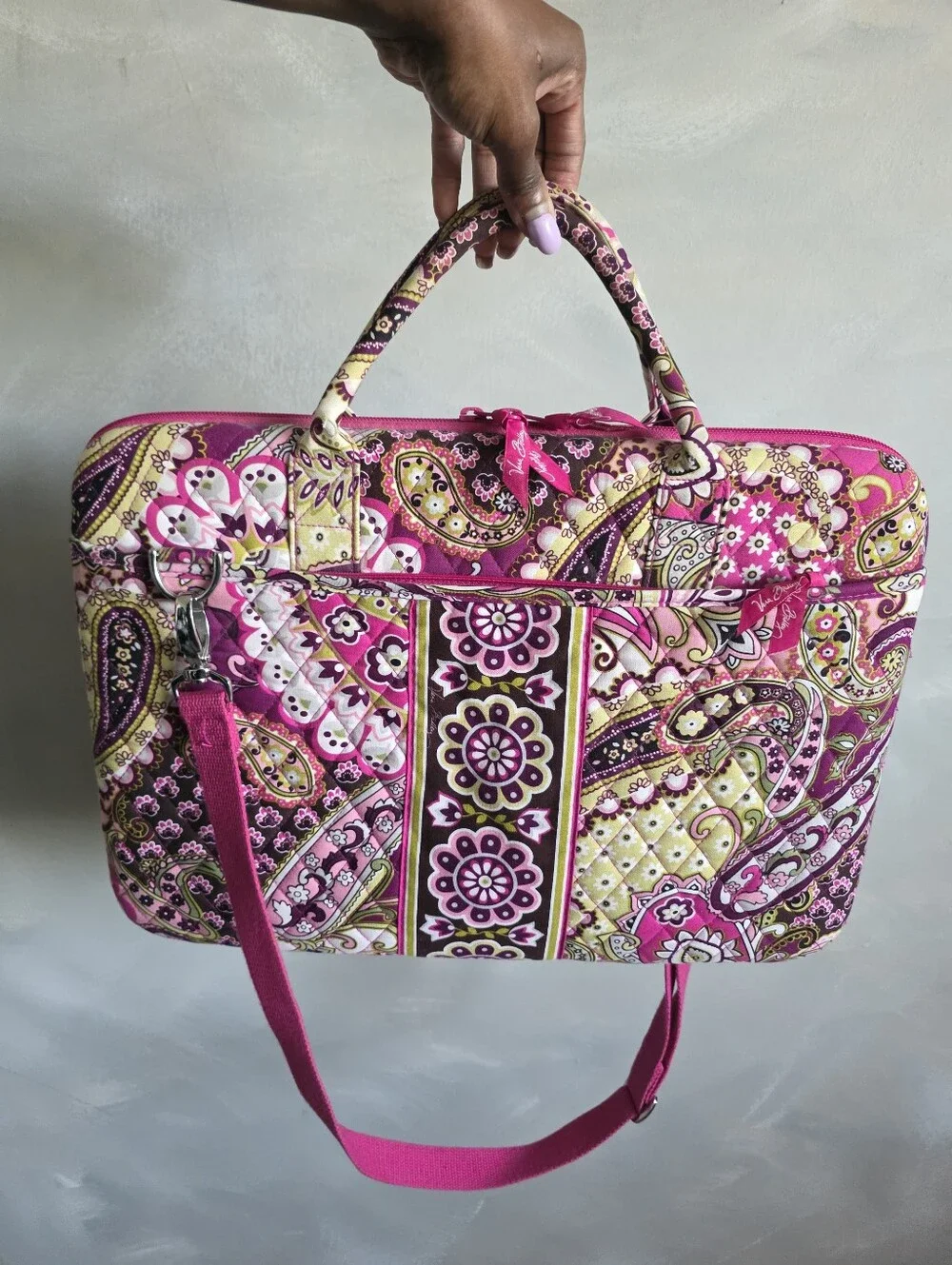 Very Berry Paisley Vera Bradley Quilted Cotton Hard Shell Laptop Messenger Bag
